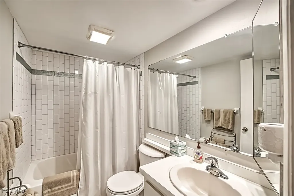 1444 Park Shore Circle Fort Myers FL 33901