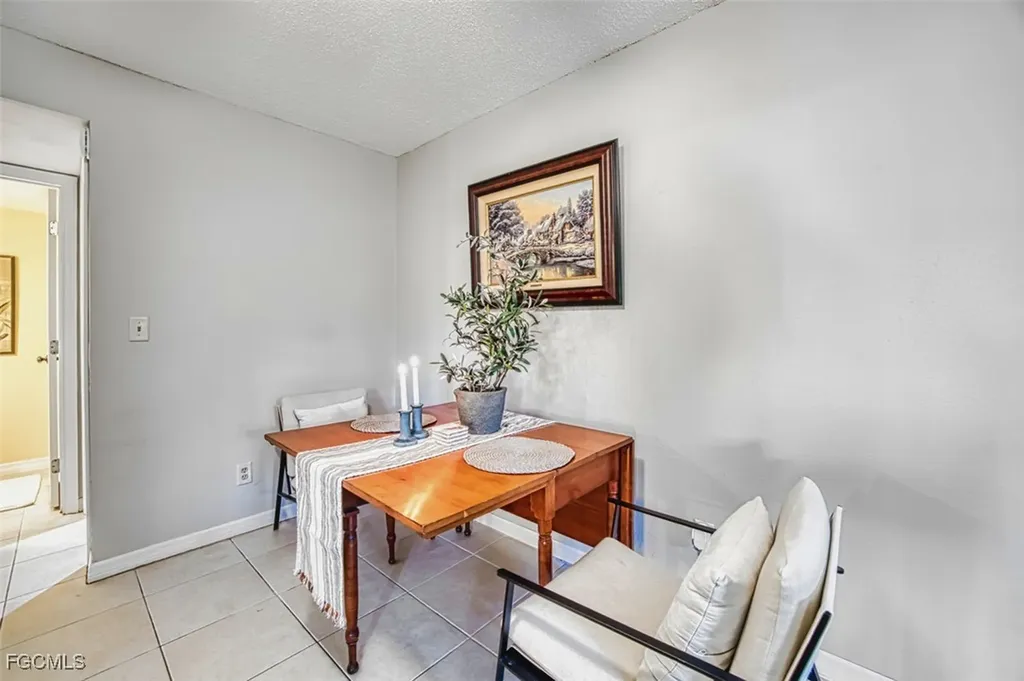 1444 Park Shore Circle Fort Myers FL 33901