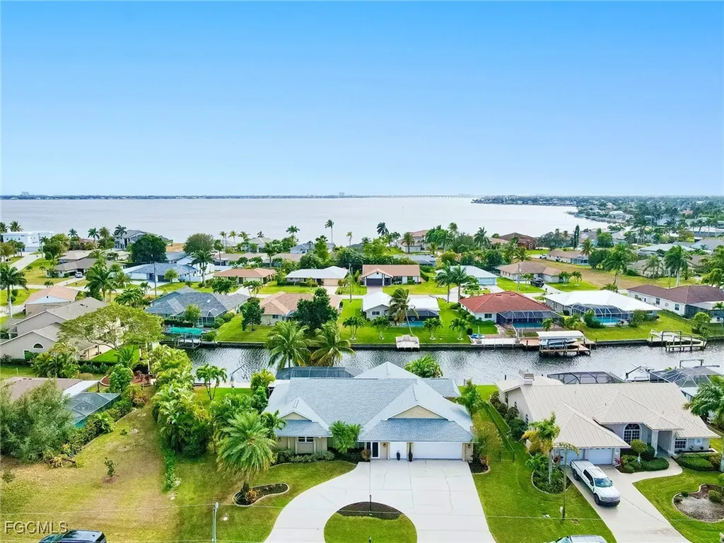 2274 SE 27th Street Cape Coral FL 33904