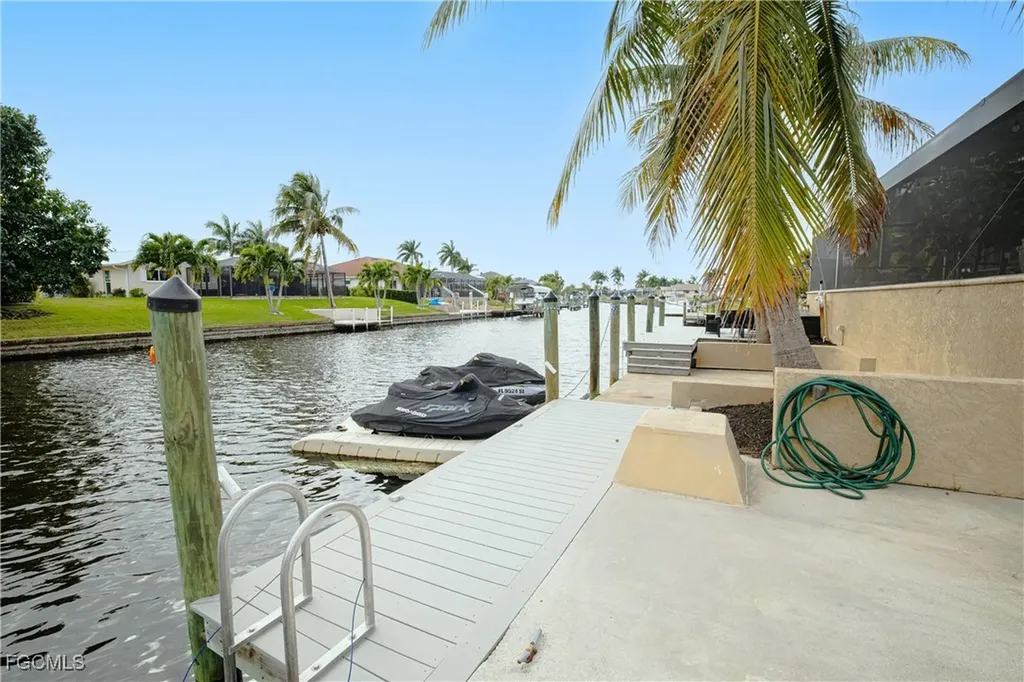 2274 SE 27th Street Cape Coral FL 33904