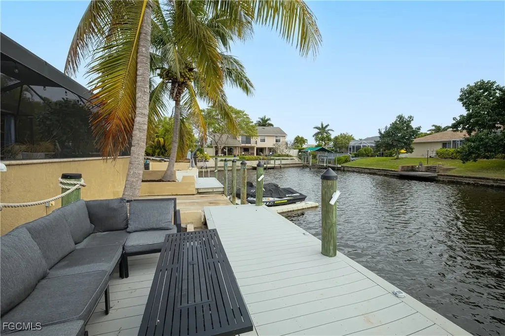2274 SE 27th Street Cape Coral FL 33904