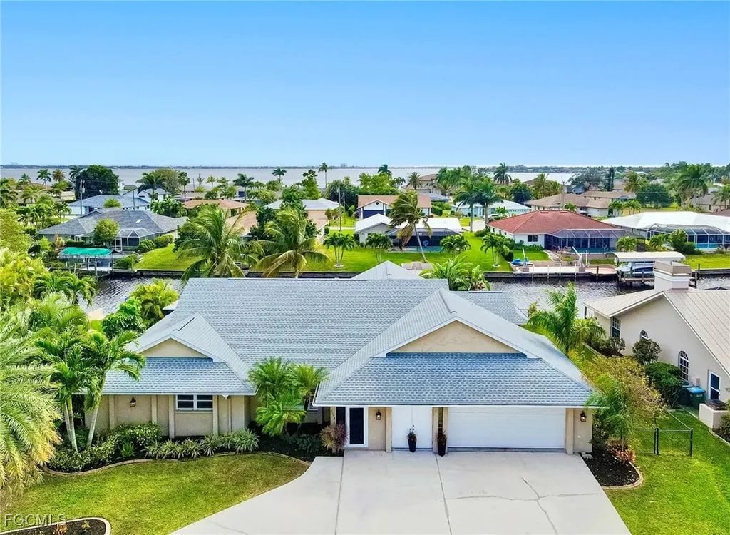 2274 SE 27th Street Cape Coral FL 33904