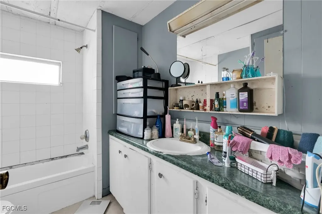 830 N Zambria Street Clewiston FL 33440