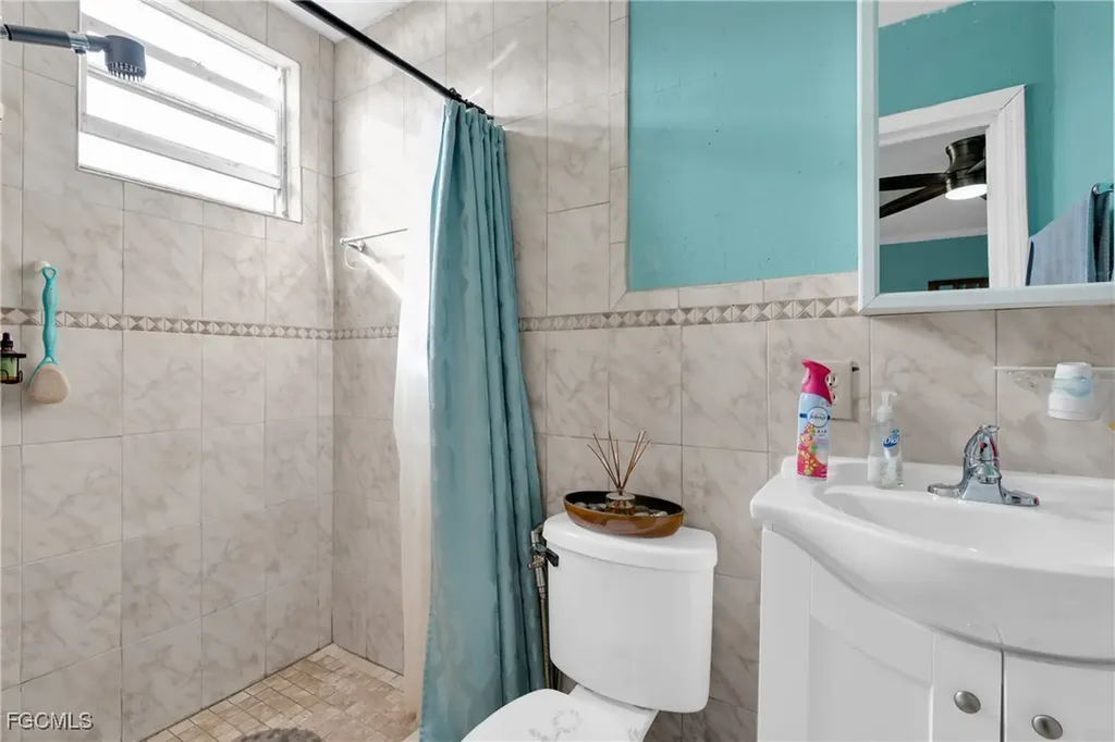 830 N Zambria Street Clewiston FL 33440