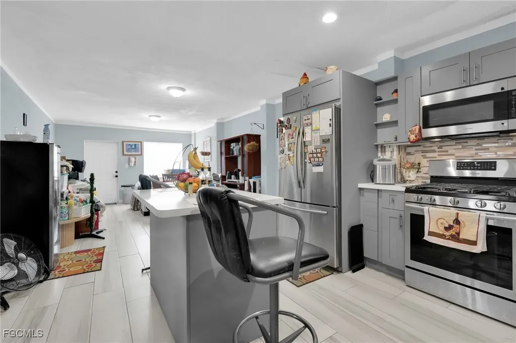 830 N Zambria Street Clewiston FL 33440