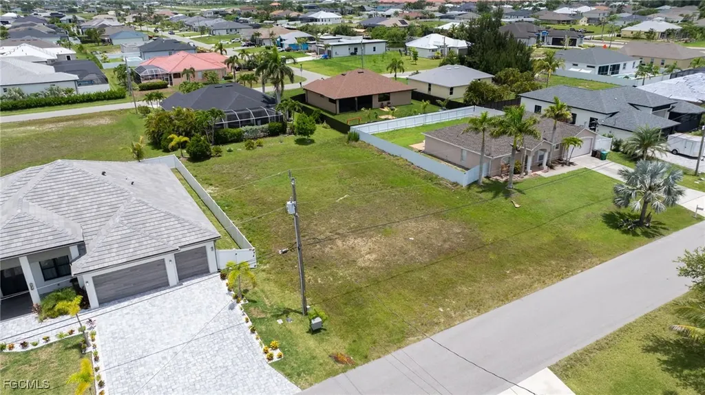 105 NW 35th Place Cape Coral FL 33993