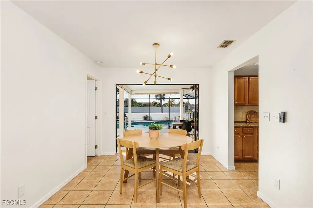 1118 SW 42nd Street Cape Coral FL 33914