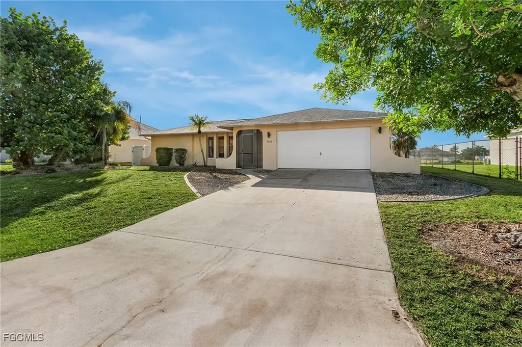 1118 SW 42nd Street Cape Coral FL 33914