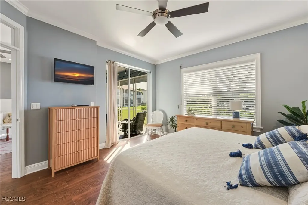 230 Newport Drive Naples FL 34114