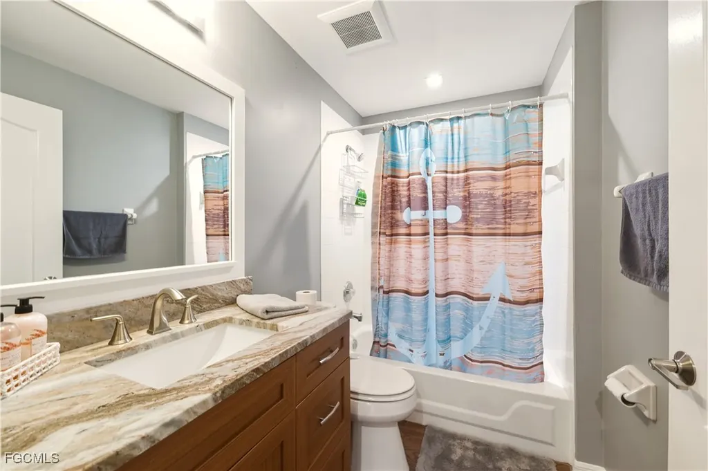 230 Newport Drive Naples FL 34114