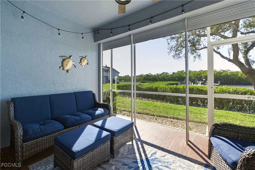 230 Newport Drive Naples FL 34114