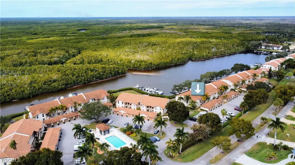 230 Newport Drive Naples FL 34114