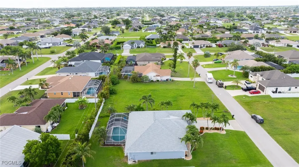 2247 SW 27th Street Cape Coral FL 33914