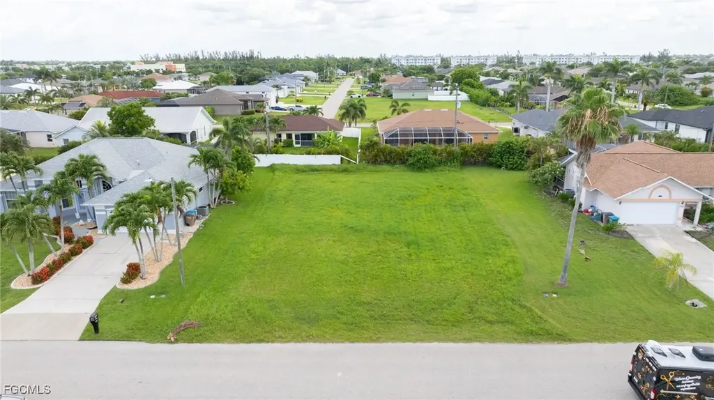2247 SW 27th Street Cape Coral FL 33914