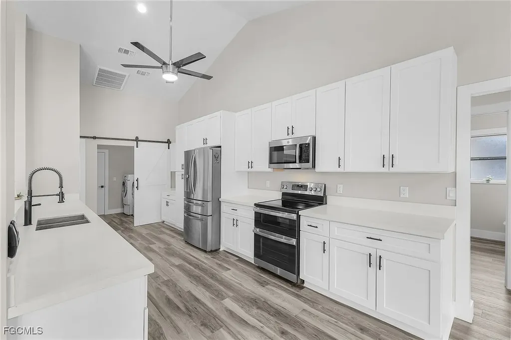 1516 SW 58th Street Cape Coral FL 33914