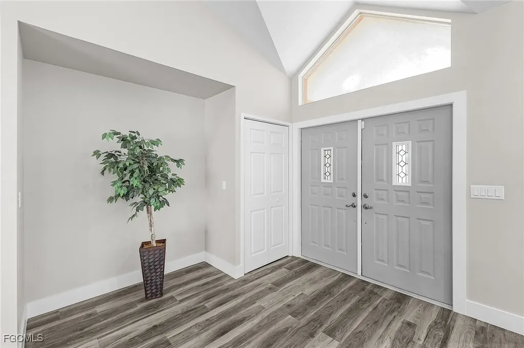 1516 SW 58th Street Cape Coral FL 33914