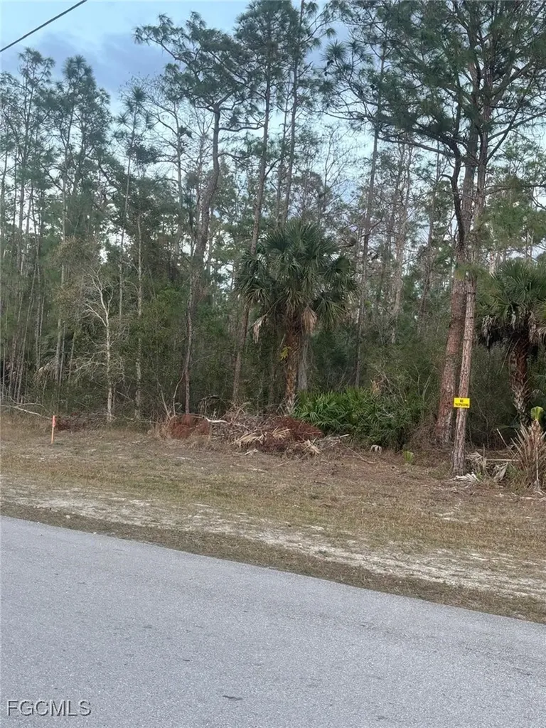 267 Woodburn Drive Lehigh Acres FL 33972