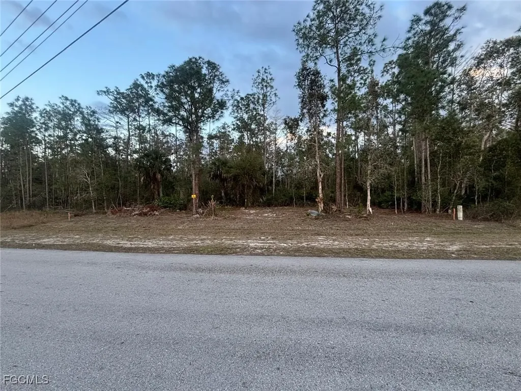 267 Woodburn Drive Lehigh Acres FL 33972