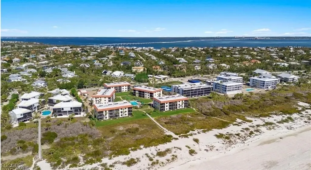 671 E Gulf Drive Sanibel FL 33957