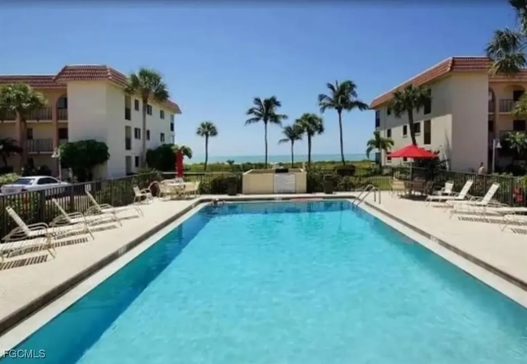 671 E Gulf Drive Sanibel FL 33957