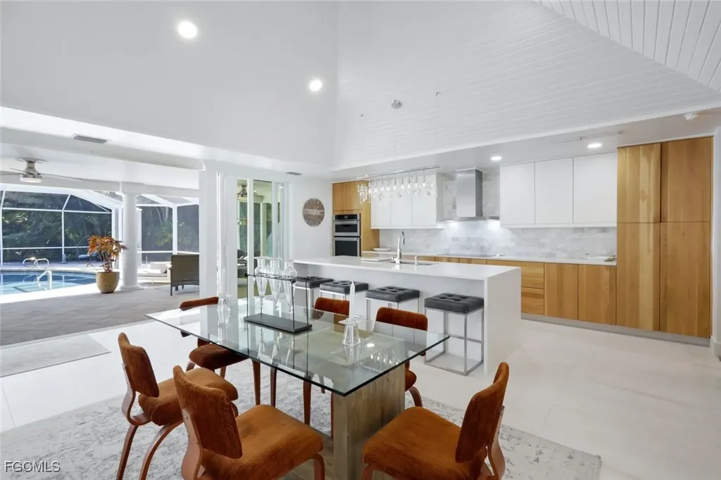 2943 Valencia Way Fort Myers FL 33901