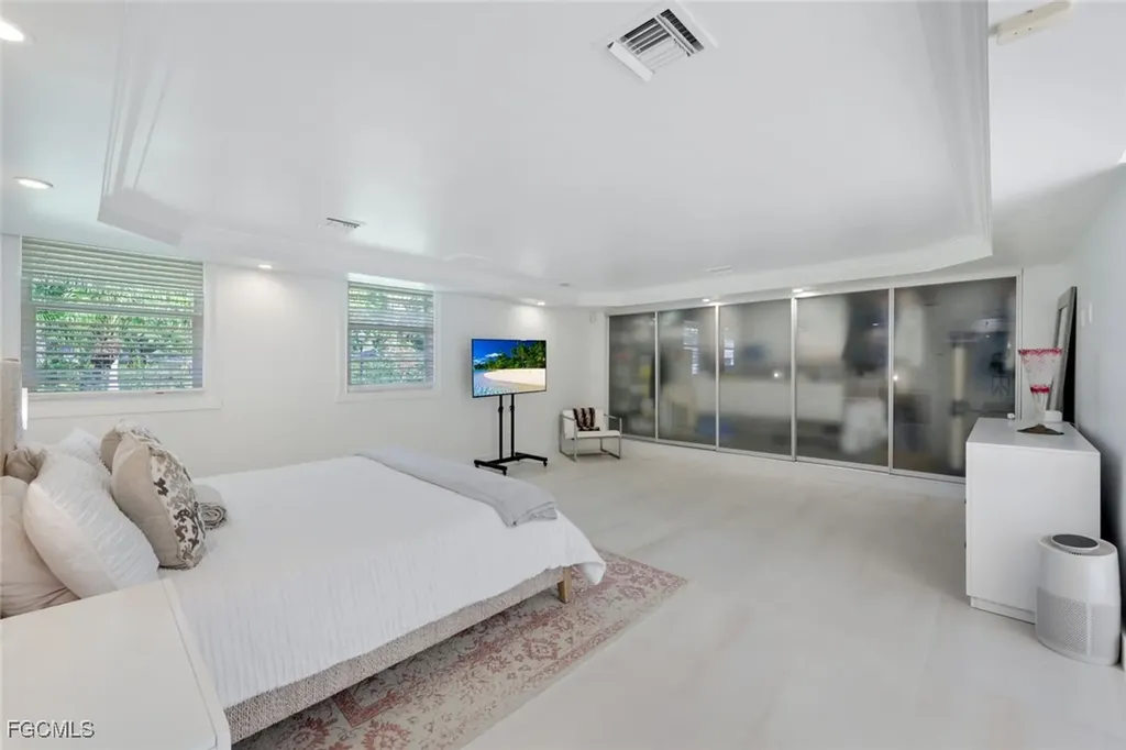 2943 Valencia Way Fort Myers FL 33901