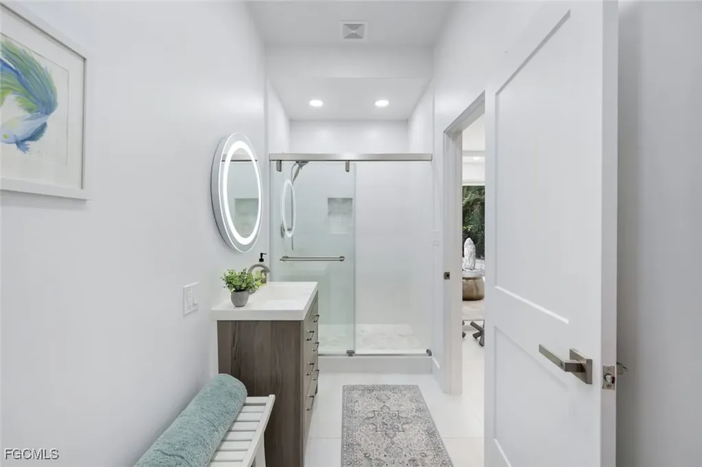 2943 Valencia Way Fort Myers FL 33901