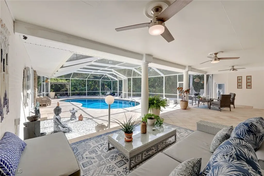 2943 Valencia Way Fort Myers FL 33901