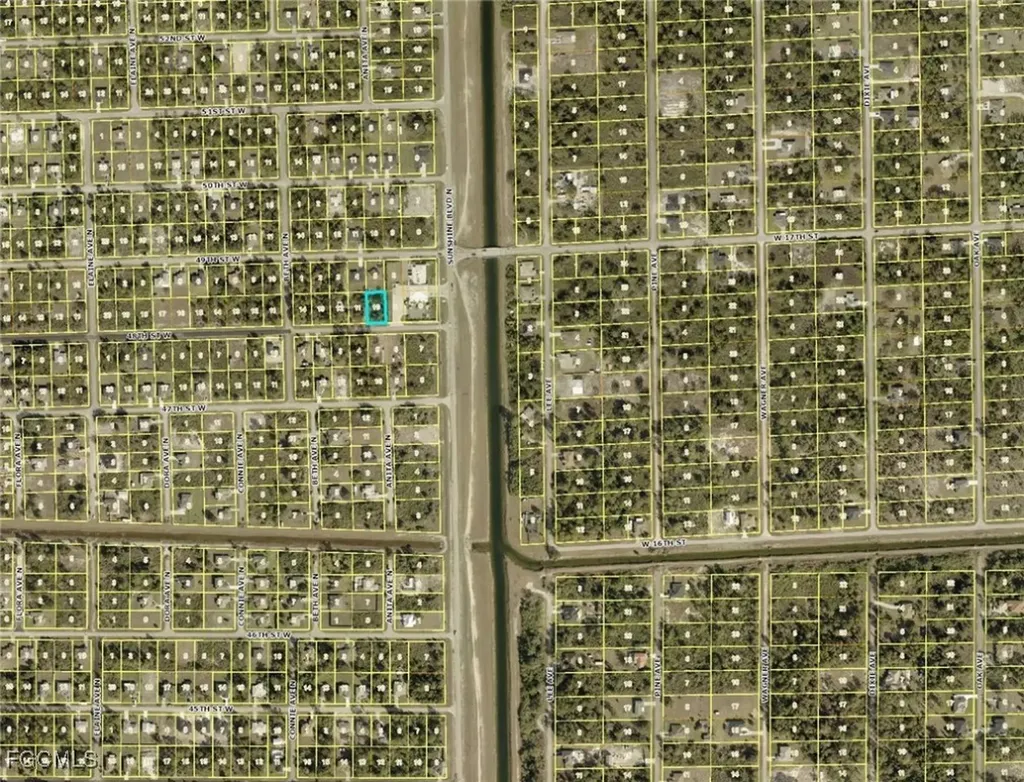 2504 48th Street W Lehigh Acres FL 33971
