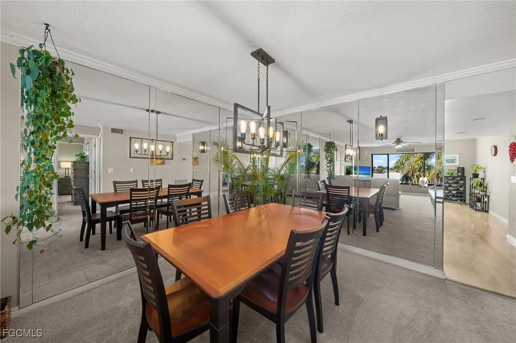 4013 SE 20th Place Cape Coral FL 33904