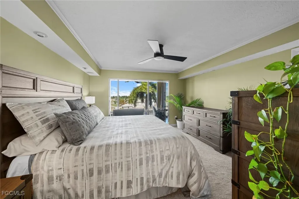 4013 SE 20th Place Cape Coral FL 33904