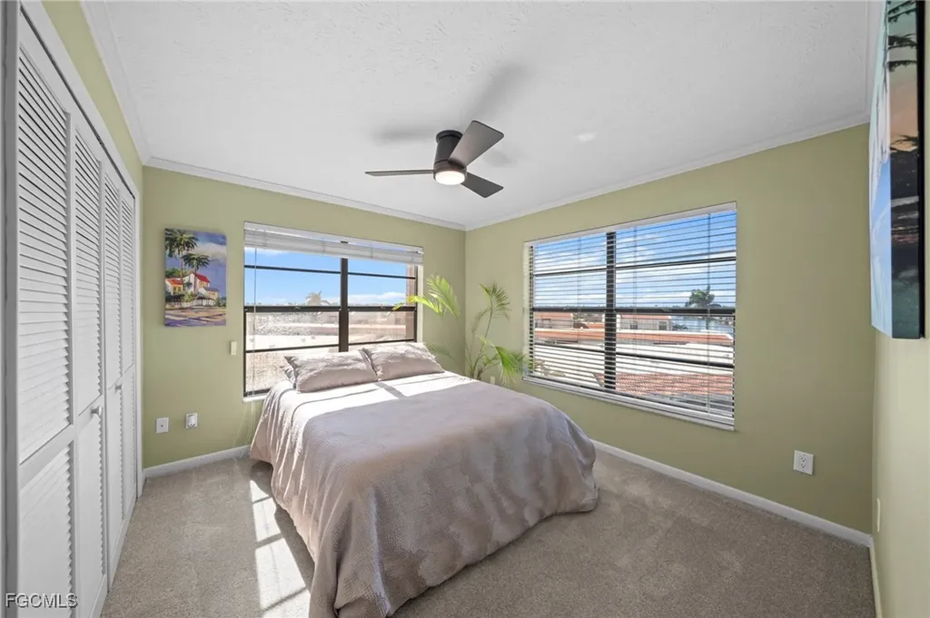 4013 SE 20th Place Cape Coral FL 33904