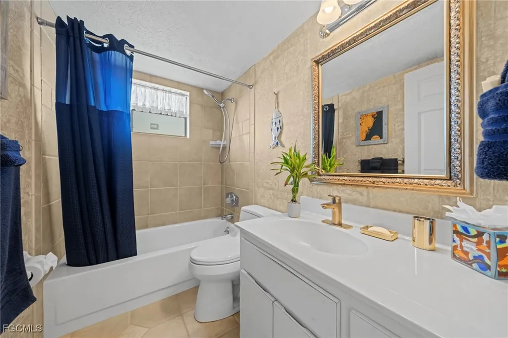 4013 SE 20th Place Cape Coral FL 33904