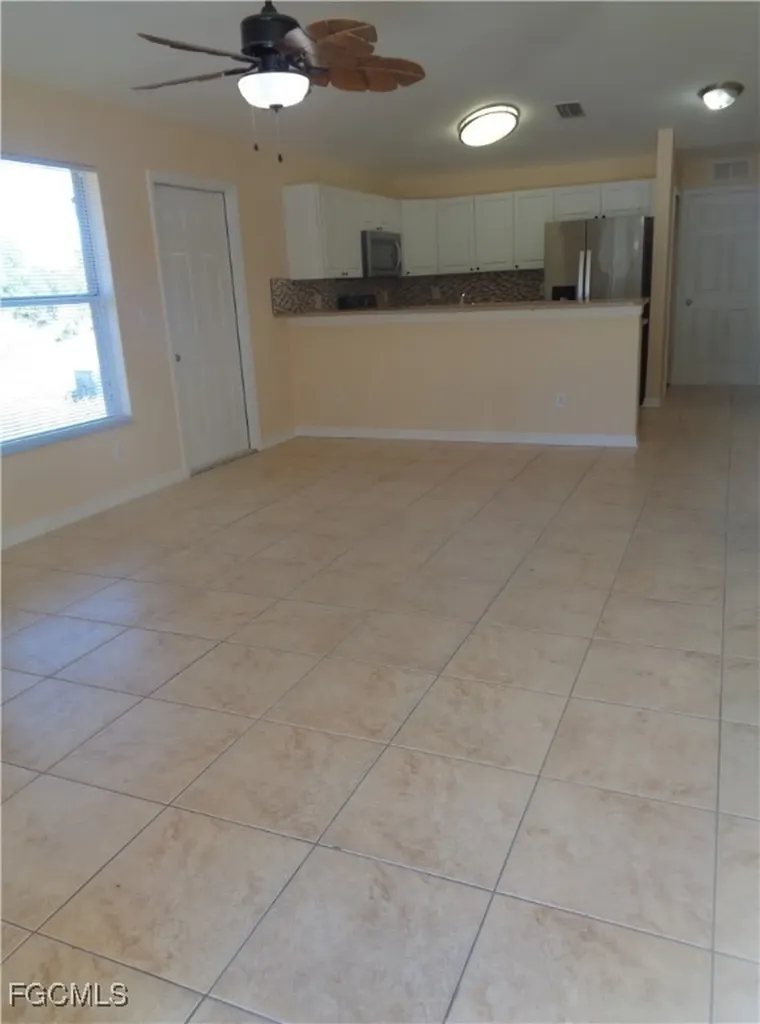 461/463 Loretta Avenue S Lehigh Acres FL 33974