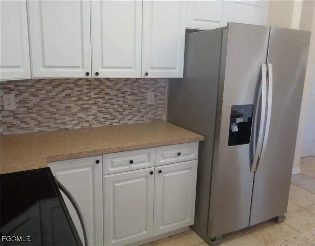 461/463 Loretta Avenue S Lehigh Acres FL 33974