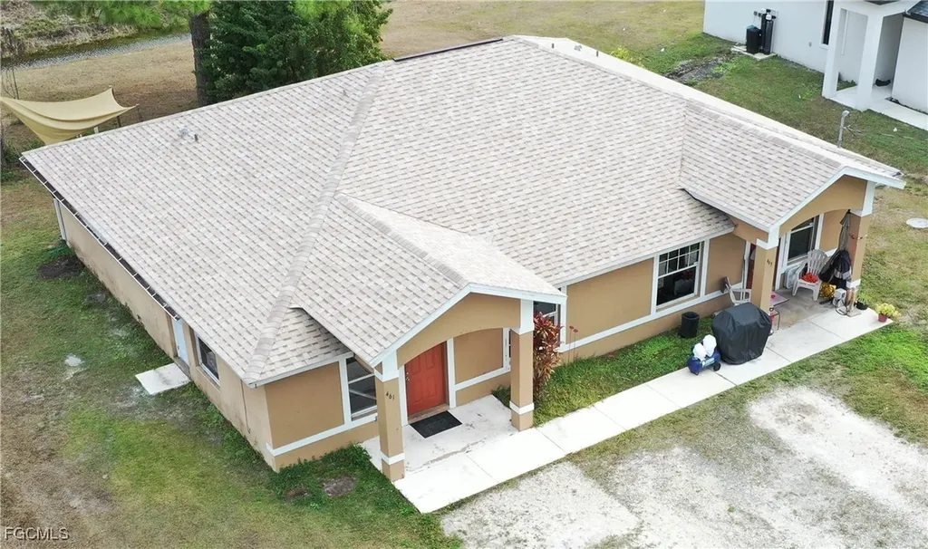461/463 Loretta Avenue S Lehigh Acres FL 33974