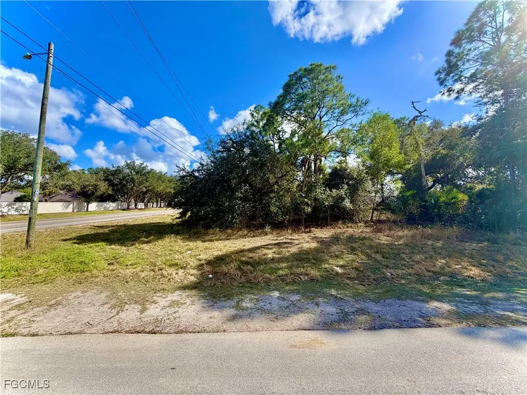 4897 Leonard Boulevard S Lehigh Acres FL 33973