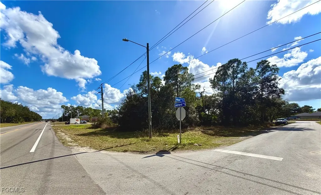 4897 Leonard Boulevard S Lehigh Acres FL 33973