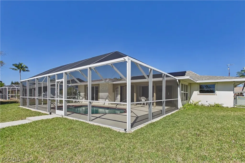 2306 SE 15th Terrace Cape Coral FL 33990