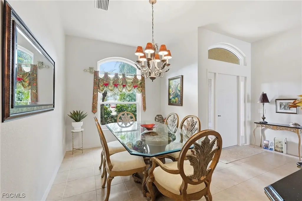 927 SW 28th Terrace Cape Coral FL 33914
