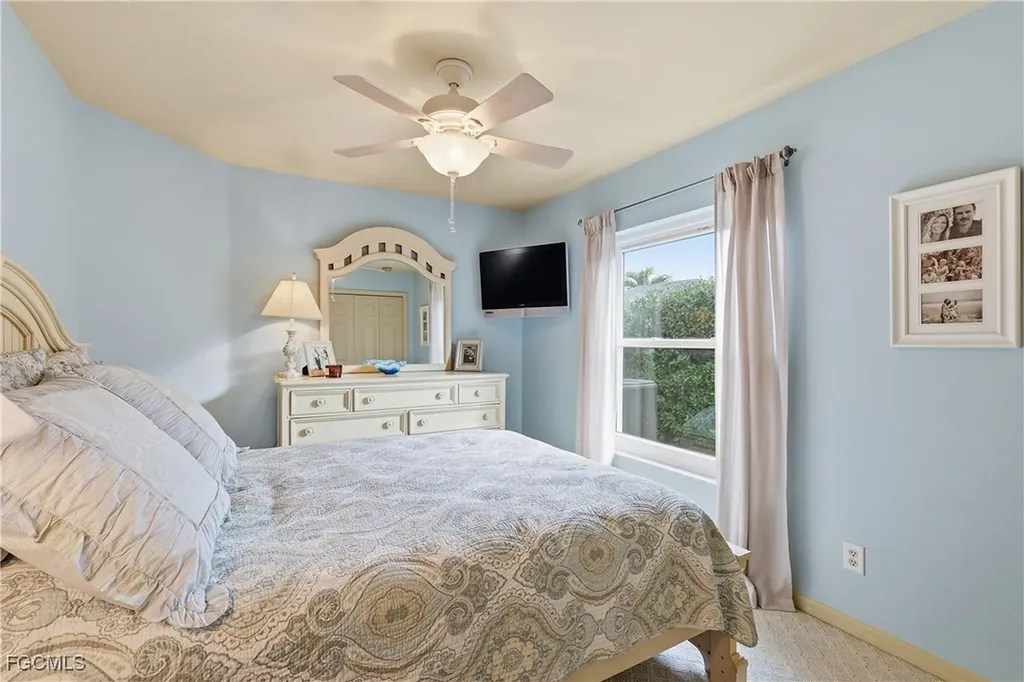 927 SW 28th Terrace Cape Coral FL 33914