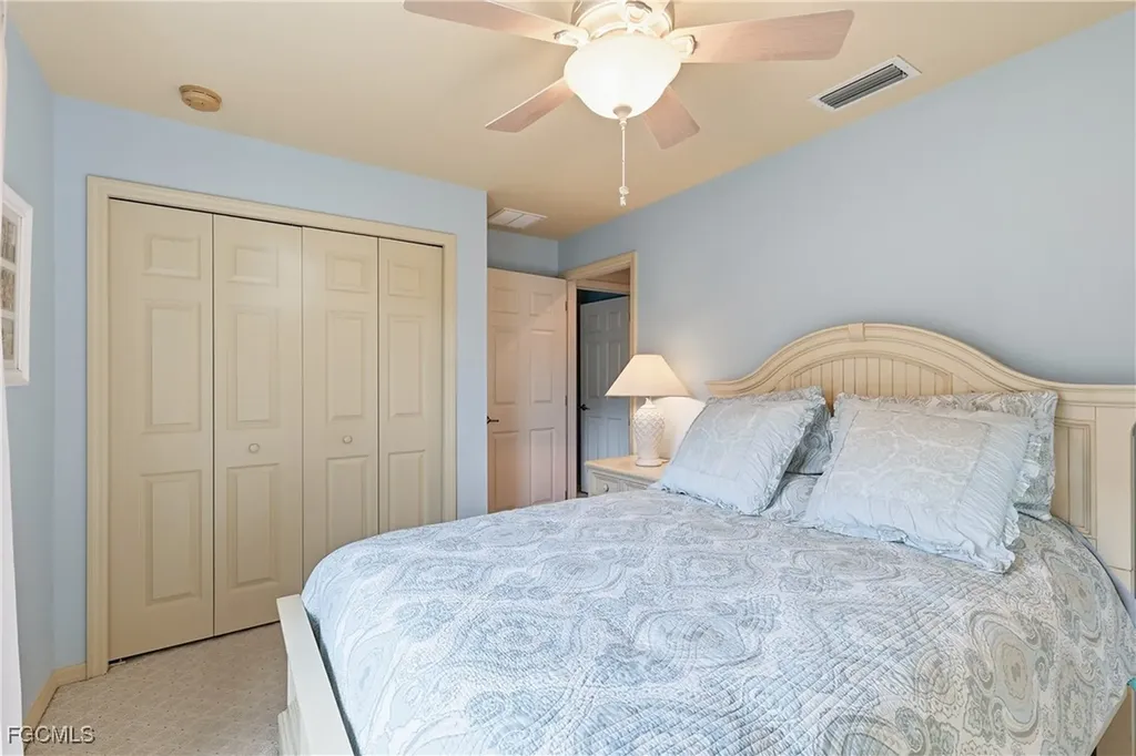 927 SW 28th Terrace Cape Coral FL 33914