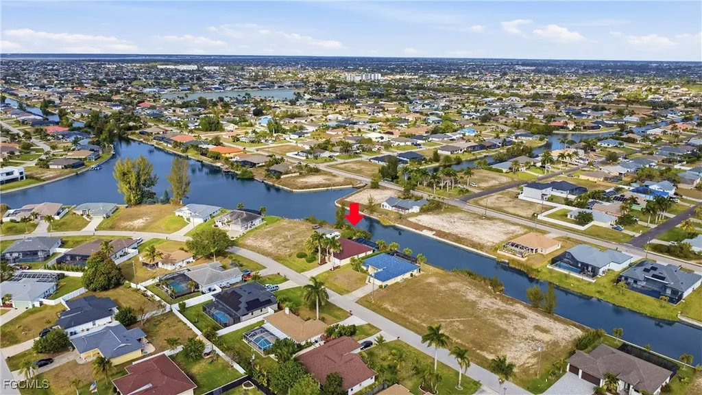 927 SW 28th Terrace Cape Coral FL 33914