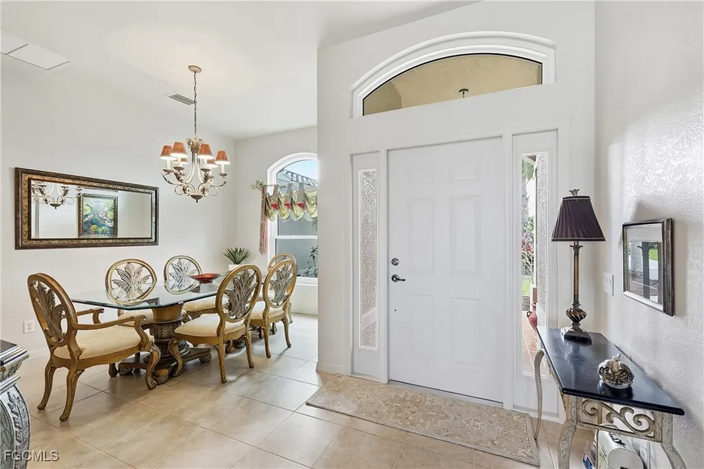 927 SW 28th Terrace Cape Coral FL 33914
