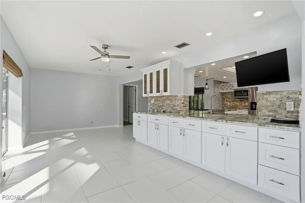 5964 Baker Court Fort Myers FL 33919