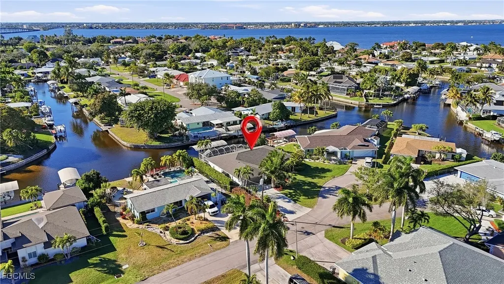 5964 Baker Court Fort Myers FL 33919