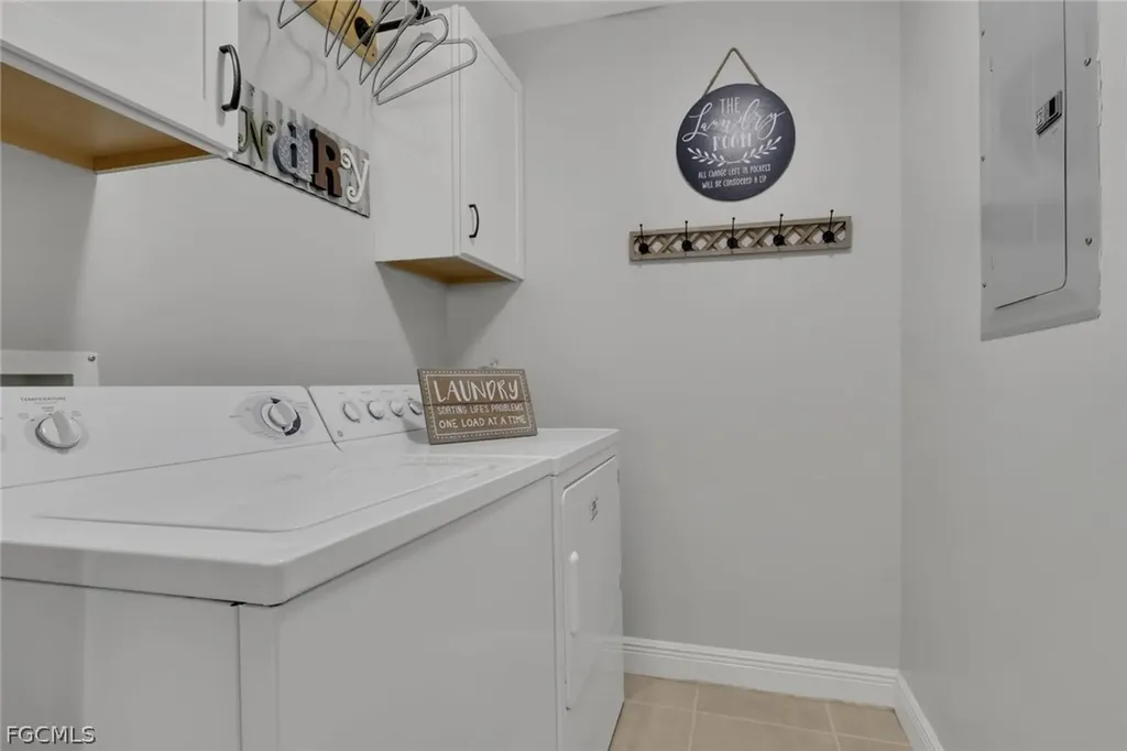 3965 Pomodoro Circle Cape Coral FL 33909