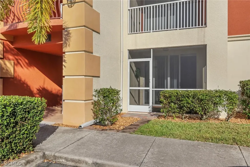 3965 Pomodoro Circle Cape Coral FL 33909