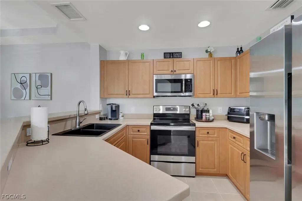 3965 Pomodoro Circle Cape Coral FL 33909