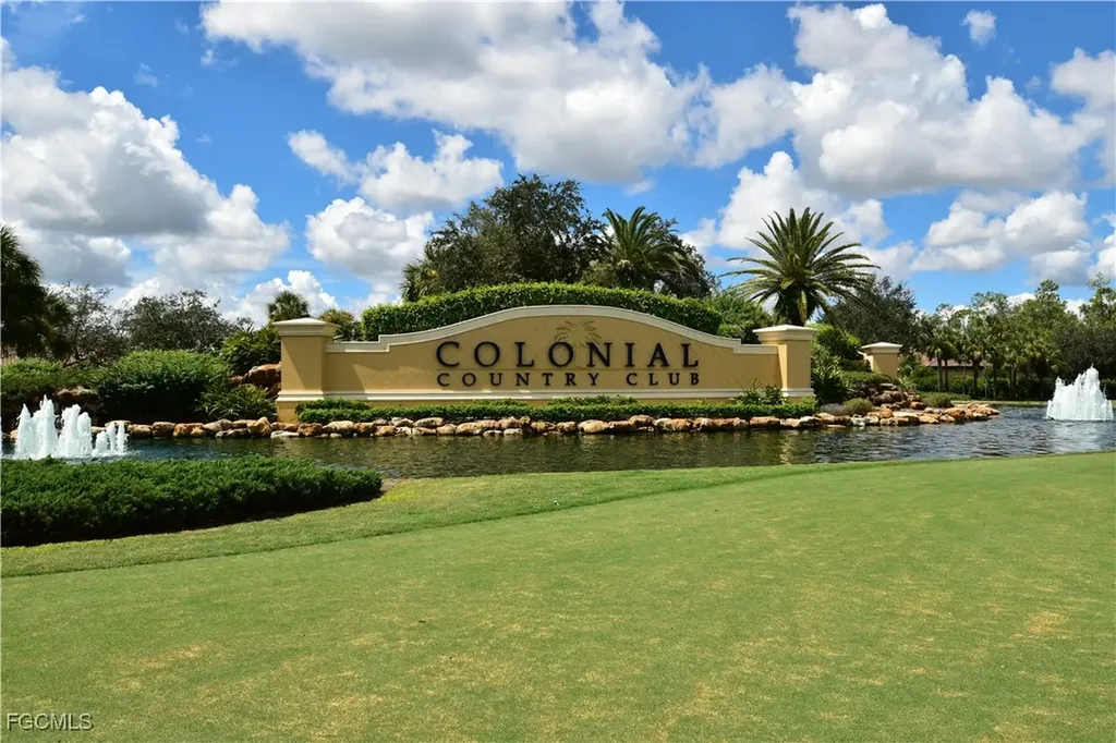 10115 Colonial Country Club Boulevard Fort Myers FL 33913